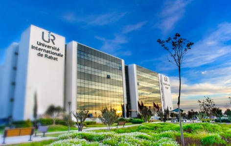 L’Université Internationale de Rabat lance l’application UIR Alumni Network 
